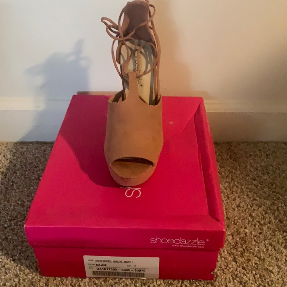 Dress sandals